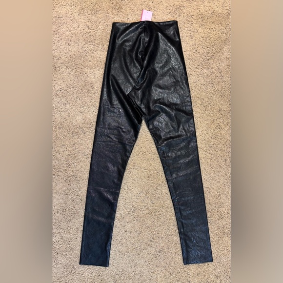Commando Black Faux Leather Leggings, size M - Picture 6 of 9